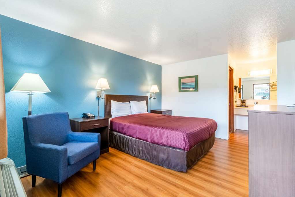 Oyo Woodland Hotel And Suites חדר תמונה
